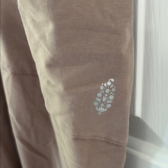 Free People Movement Mocha Latte Top Size Medium | NWOT Athleisure Lounge - Picture 3 of 7